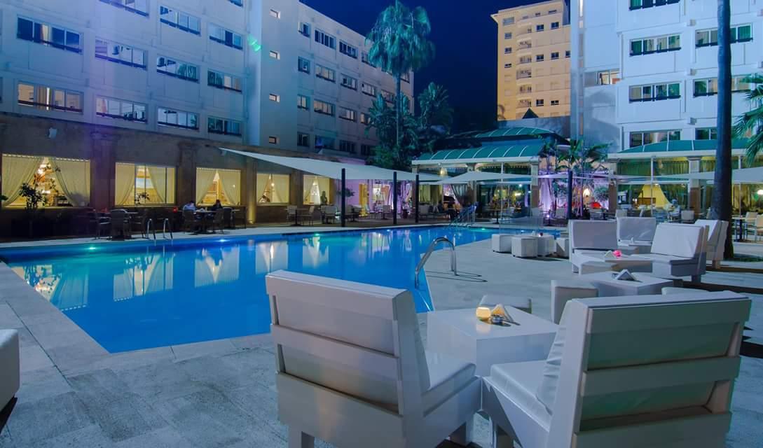 El Oumnia Puerto & Spa 丹吉尔 外观 照片
