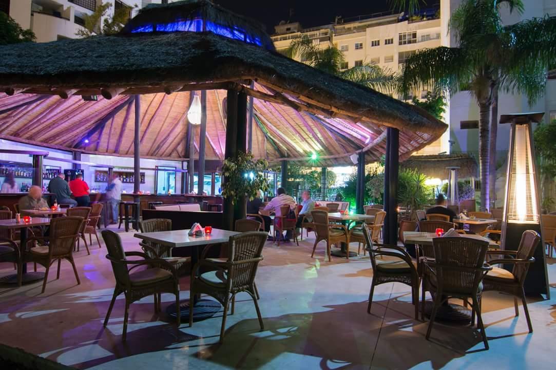 El Oumnia Puerto & Spa 丹吉尔 外观 照片
