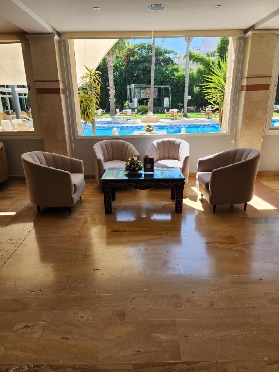 El Oumnia Puerto & Spa 丹吉尔 外观 照片