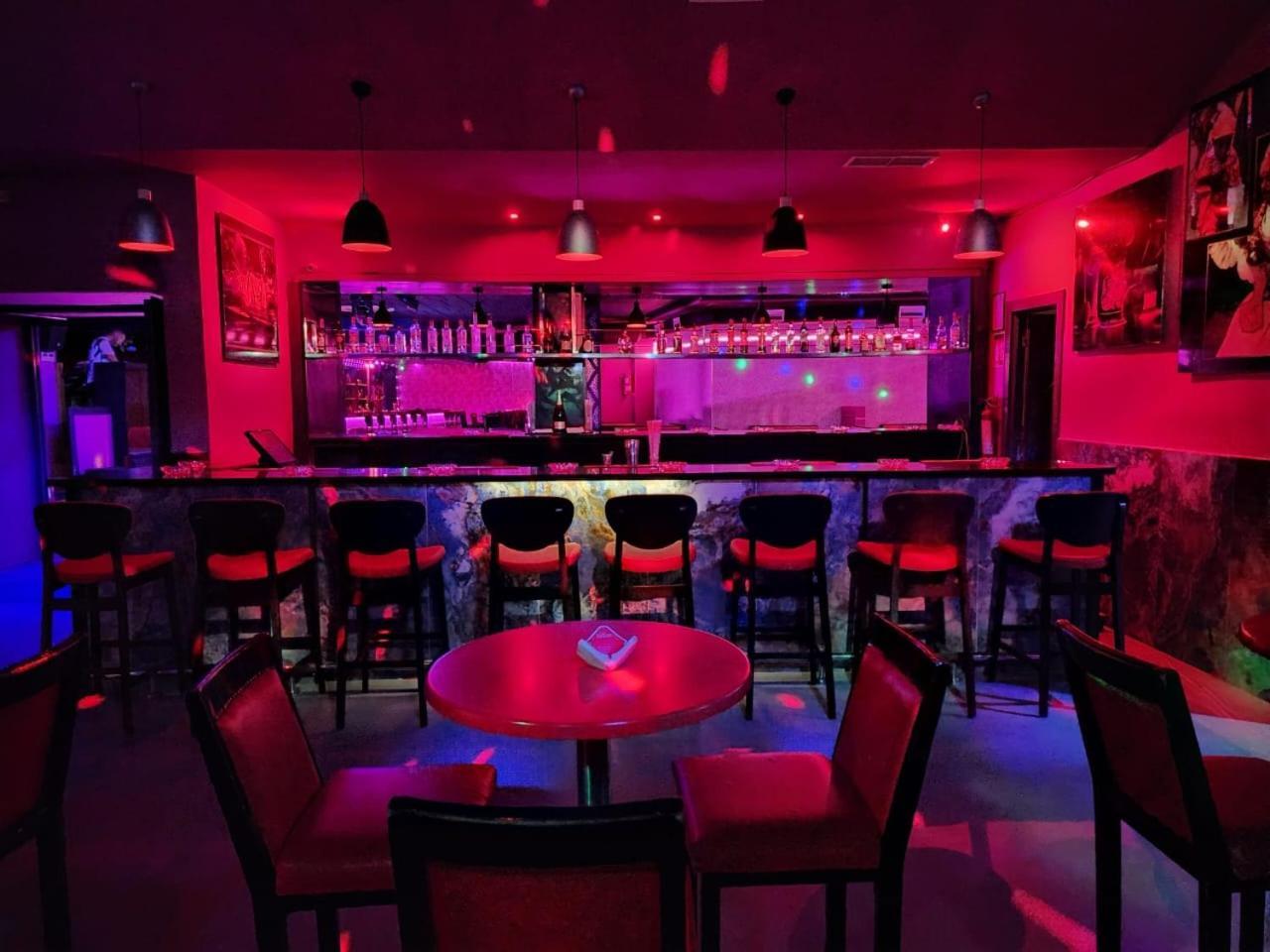 El Oumnia Puerto & Spa 丹吉尔 外观 照片