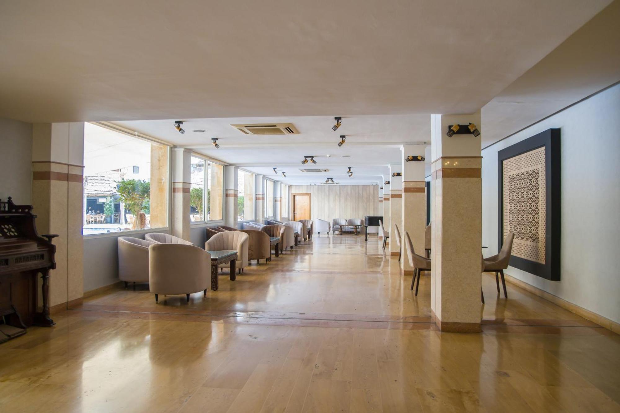 El Oumnia Puerto & Spa 丹吉尔 外观 照片